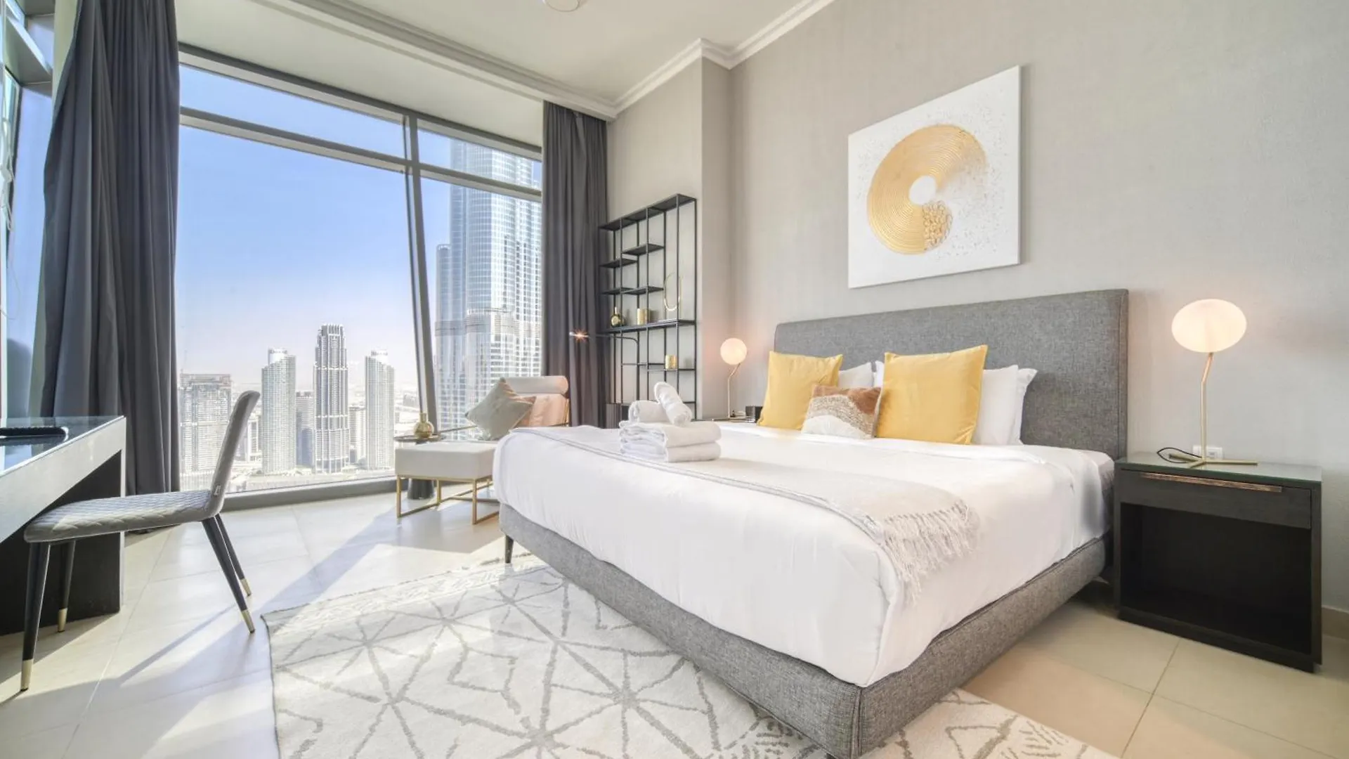 Burj Vista, Downtown Dubai - Burj Khalifa View - Mint Stay United Arab Emirates