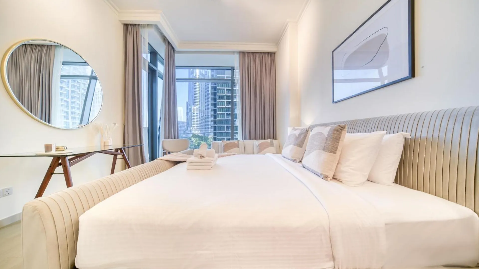 Burj Vista, Downtown Dubai - Burj Khalifa View - Mint Stay United Arab Emirates